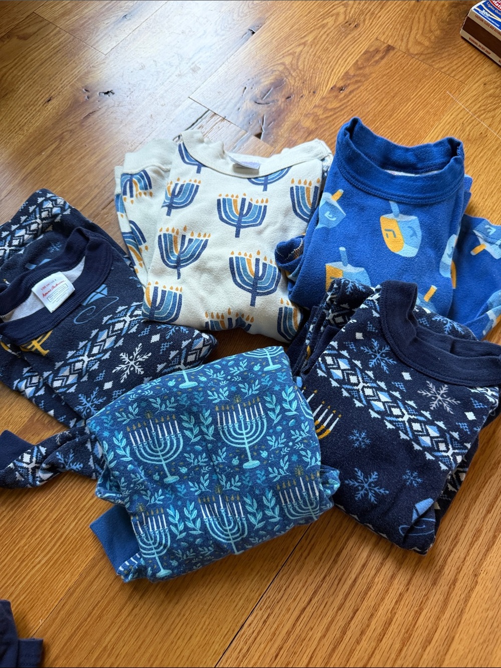 Hanna Andersson 4T Kids Hanukkah Pajama Bundle - Menorah & Dreidel Prints